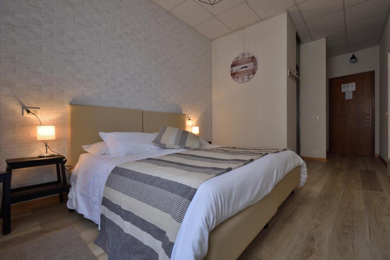 איסאו Hotel Milano מראה חיצוני תמונה